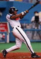 Rhodes homers in Kintetsu win in Pacific League